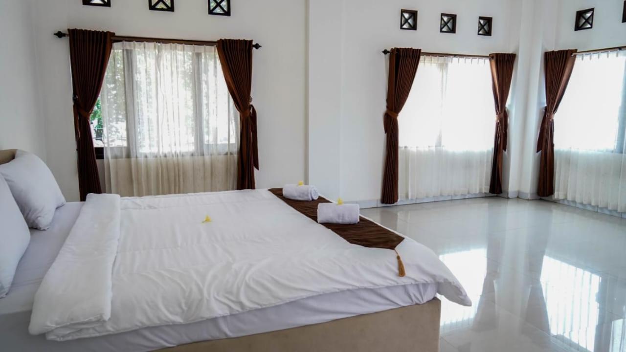 Hotel Pondok Putri Batukaras Eksteriør billede