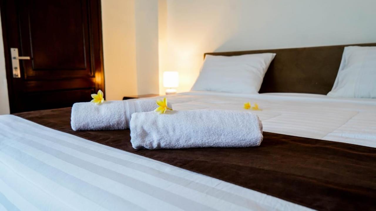 Hotel Pondok Putri Batukaras Eksteriør billede