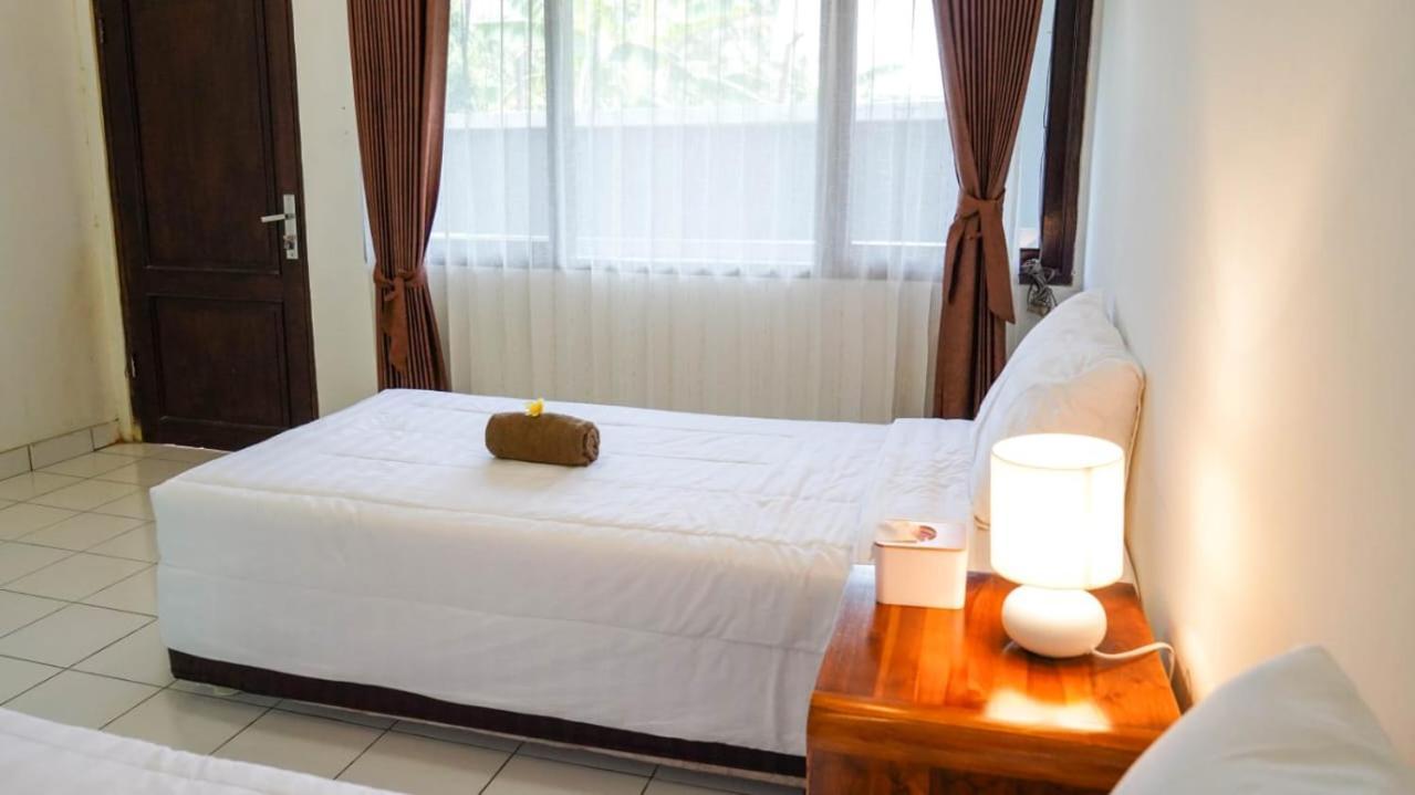 Hotel Pondok Putri Batukaras Eksteriør billede